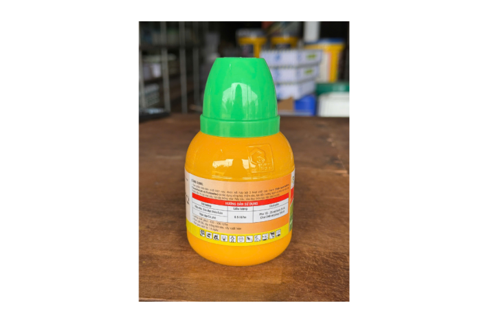 AKULAGOLD 260EW (240ml)