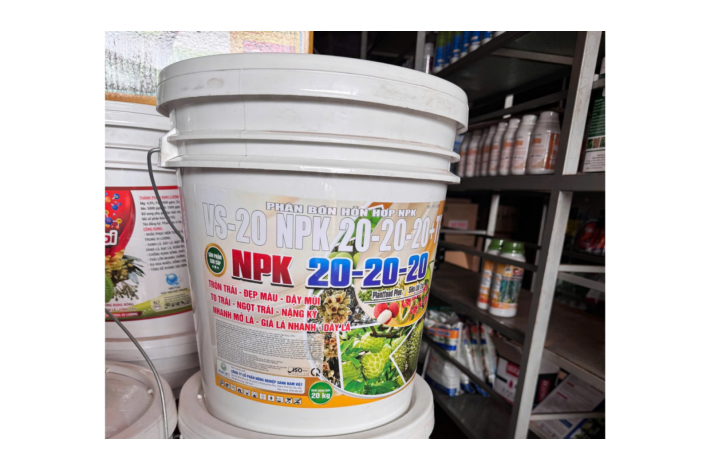 VS-20 NPK 20-20-20+TE.