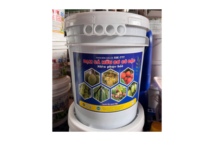 Đạm cá hữu cơ cô đặc IAC-777