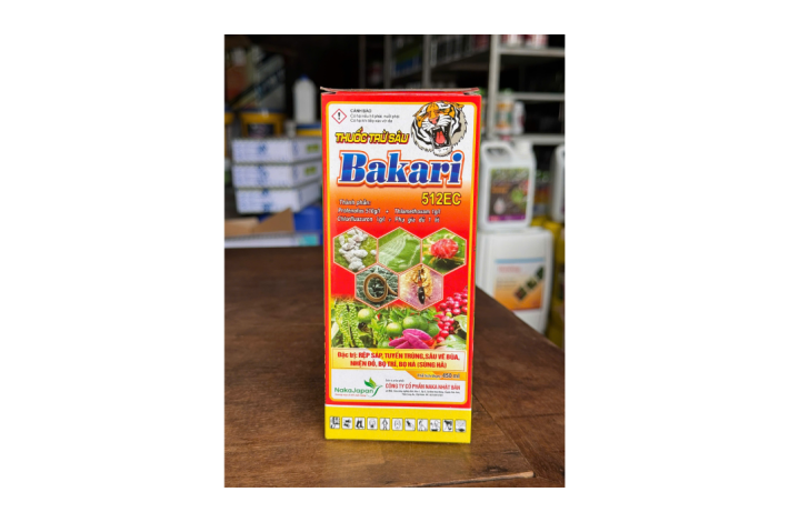  BAKARI 512EC ĐẶC TRỊ RẦY XANH RỆP SÁP