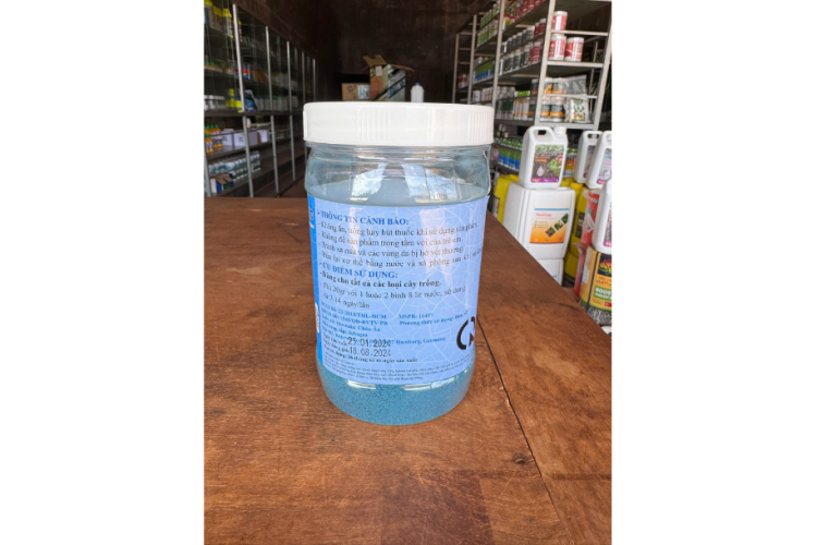 CUPRIK W.G BLUE TẨY RONG RÊU