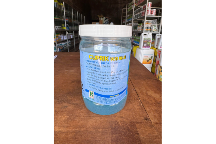 CUPRIK W.G BLUE TẨY RONG RÊU